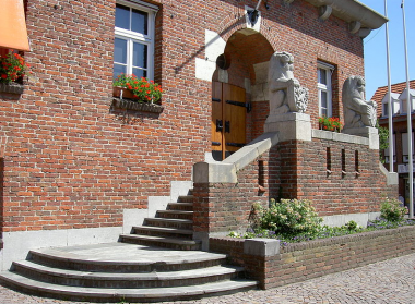 Raadhuis Arcen - via wikimedia
