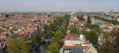 Amsterdam via Sdalu wikimedia