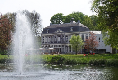 Kasteel Vaeshartelt - via Cumulus wikimedia