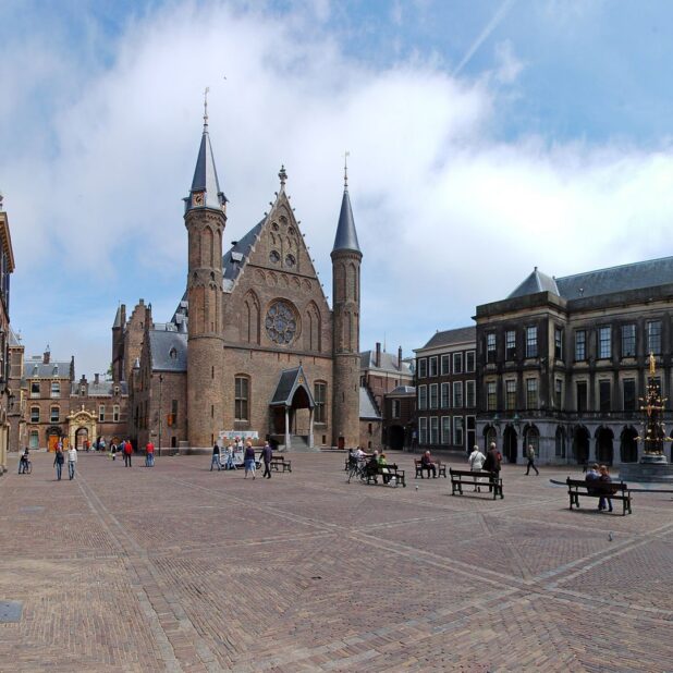 Het Binnenhof in Den Haag Foto: Ralf Roletschek via Wikimedia CC BY-SA 3.0