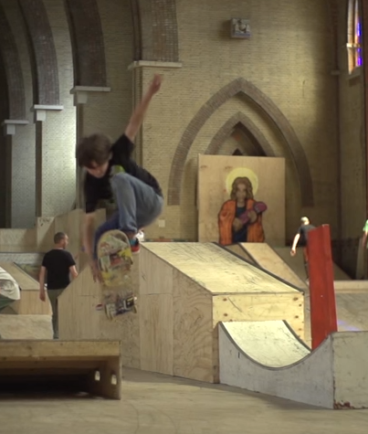 Skatehal in de Sint Jozefkerk in Arnhem