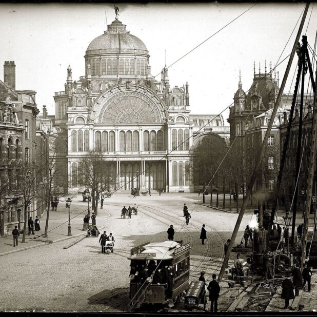 Paleis voor Volksvlijt in Amsterdam