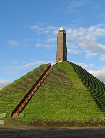 De Pyramide van Austerlitz