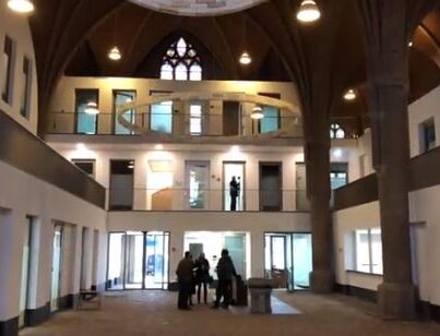 De tot gezondheidscentrum getransformeerde Theresiakerk in Borne
