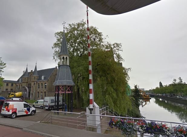 Het 'torentje van Cuypers', zoals het tot afgelopen jaar op het Blokhuisplein' in Leeuwarden stond