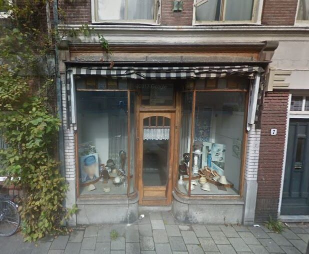 Voormalige Hoedenmagazijn C.H. Berghout-Bergman aan de Lange Noodgodsstraat 5-7 in Gouda