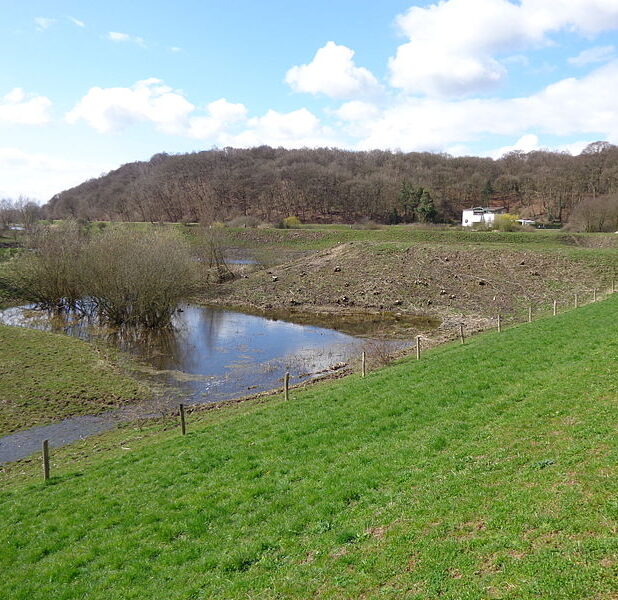 Hoornwerk bij de Grebbesluis, met de Grebbeberg op de achtergrond