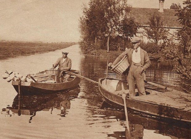 De kruidenier en bakker kwamen aan huis, 1929