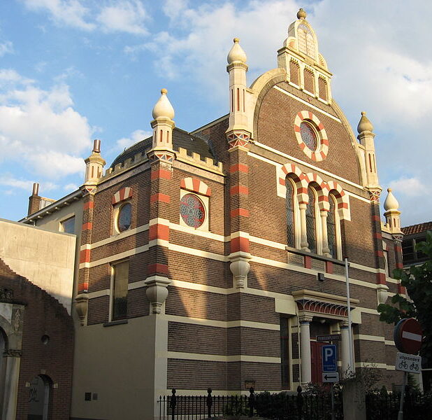 De synagoge in het centrum van Deventer