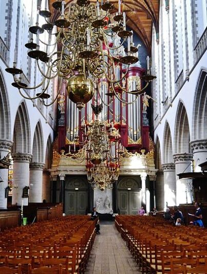 Interieur Grote of Sint-Bavokerk in Haarlem
