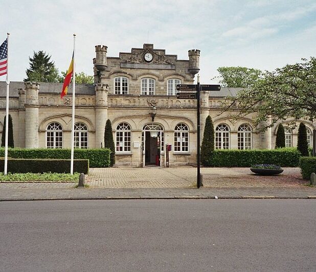 Het station van Valkenburg is van mergel