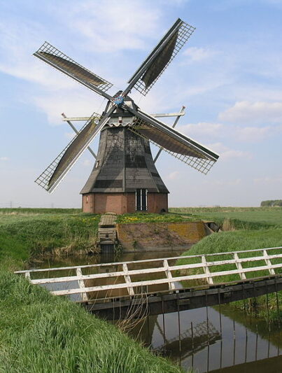 Poldermolen Westerse Molen bij Nieuw Scheemda in 2009