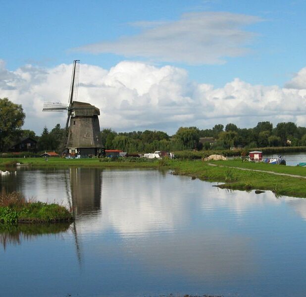 De Ambachtsmolen in Oudorp