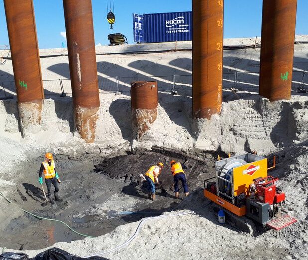 Het gevonden 18e-eeuws vrachtschip op de Maasvlakte