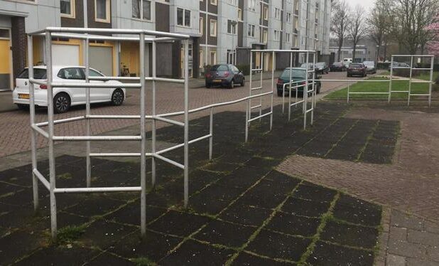 Het klimrek in de Stoomgemaalstraat