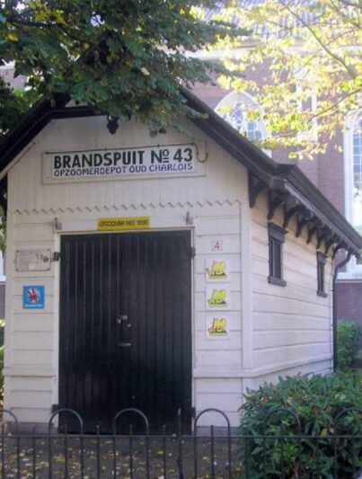 Brandspuit 43 in de wijk Charlois, Rotterdam
