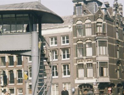 De Duiventil op het Muntplein in Amsterdam rond 1955