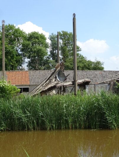 De ronde veestal zoals deze er sinds een storm dit voorjaar uitziet