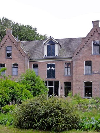 De vroegere mandenmakerij in Wilhelminaoord