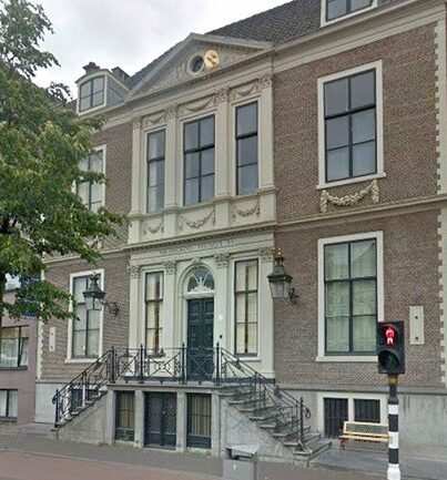 Huis Dedel aan de Prinsegracht 15 in Den Haag