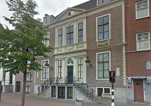 Huis Dedel aan de Prinsegracht 15 in Den Haag