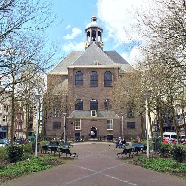 De Oosterkerk in Amsterdam werd al in de jaren 80 verbouwd tot kantoorpand