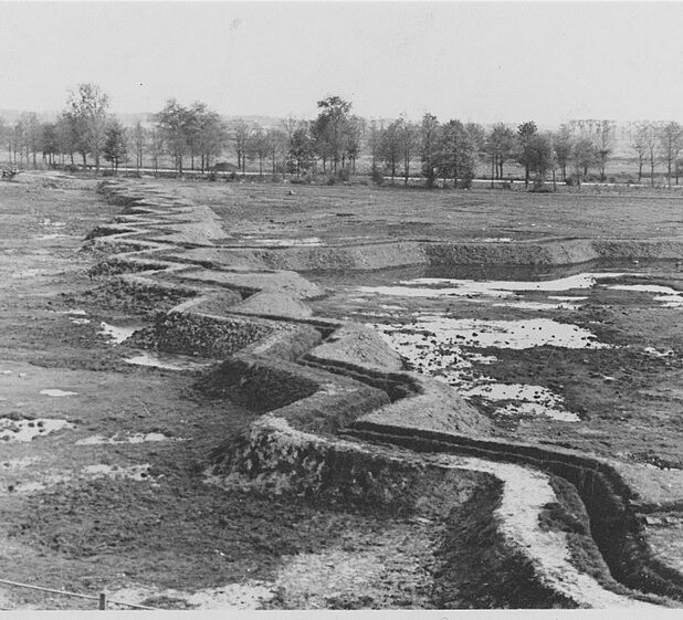 Duitse loopgravenlinie in het Stadspark in Groningen