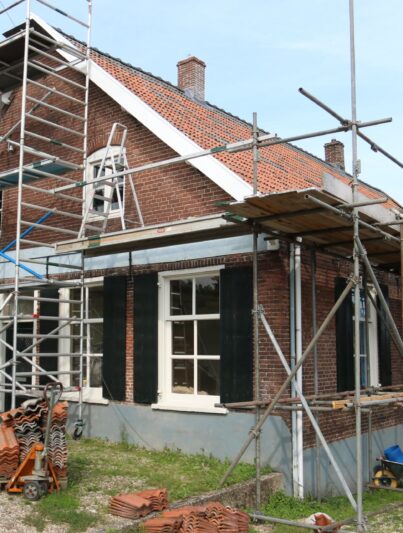 Monument in restauratie, West Maas en Waal