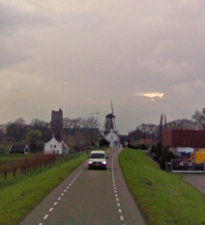 De Hoge Maasdijk in Woudrichem