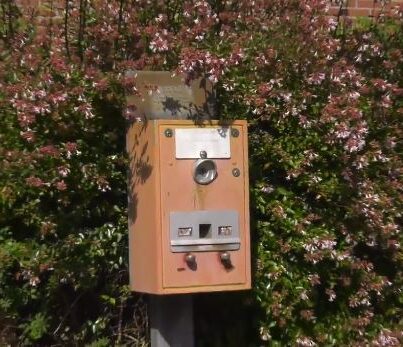 De 'vergeten' postzegelboekjesautomaat