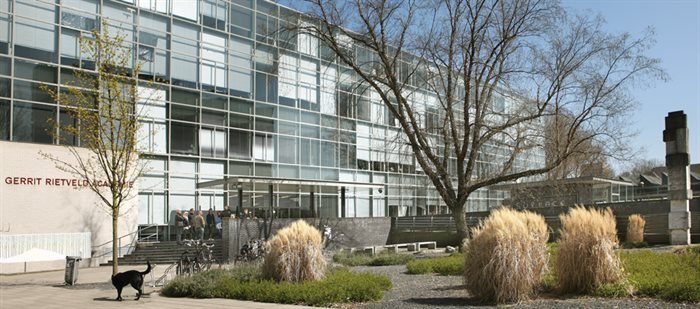 De Gerrit Rietveld Academie aan de Roeskestraat in Amsterdam