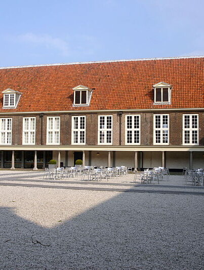 Binnenplaats van het Pesthuiscomplex in Leiden