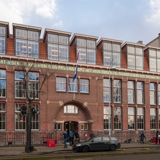 Het RCO House aan de Gabriel Metsustraat in Amsterdam