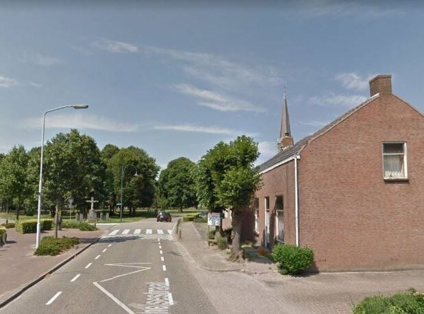 Houtse Heuvel 2 in Den Hout