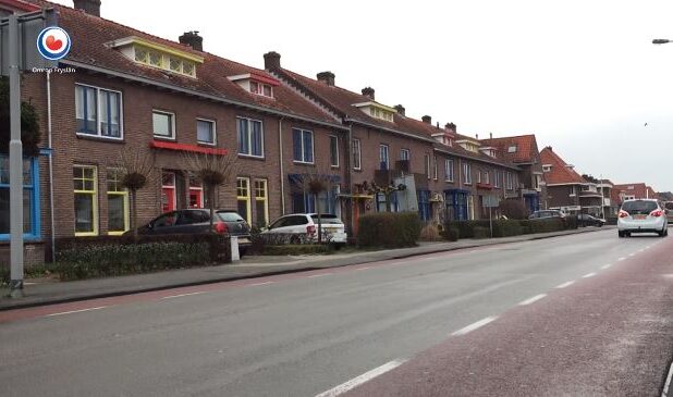 De Torenstraat in de Papagaaienbuurt in Drachten