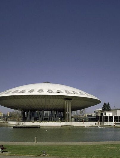 Het Evoluon in Eindhoven (2002)