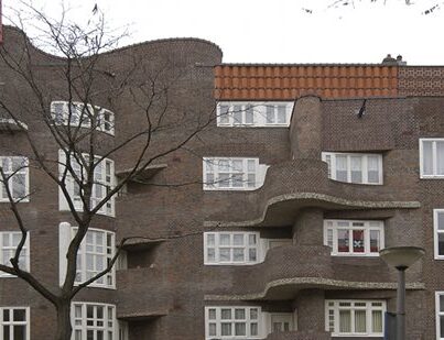 Het complex aan de Holendrechtstraat in Amsterdam (2005)
