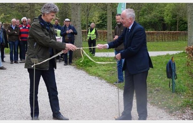 De herstelde bloemenwaaier wordt officieel geopend