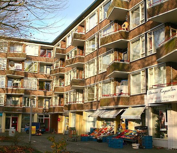 Het Abraham Staalmanplein in Amsterdam Nieuw-West (2008)
