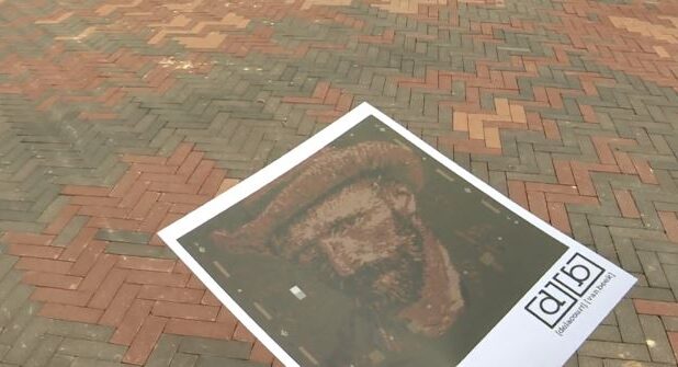 Het mozaïek van Vincent van Gogh op de Markt in Zundert