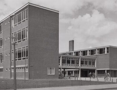 De voormalige ULO Daniël Goedkoopschool uit 1959