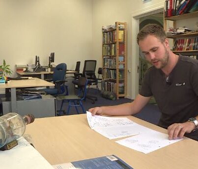 Maritiem archeoloog Yftinus van Popta van de Rijksuniversiteit Groningen