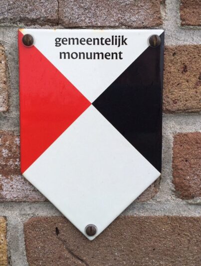 Schildje "Gemeentelijk Monument"