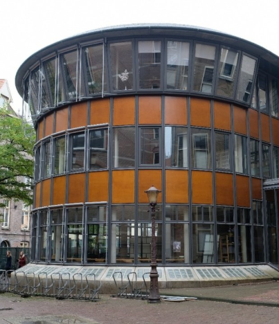 Paviljoen van Theo Bosch op het Binnengasthuisterrein Amsterdam