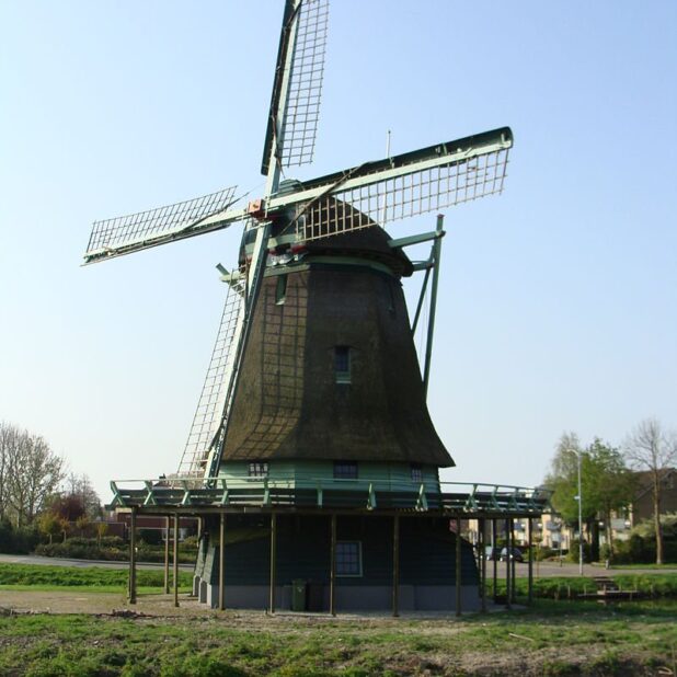 Molen Ceres in Bovenkarspel in 2009