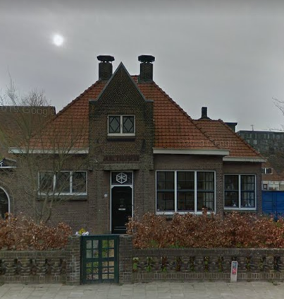 Eén van de kandidaat-monumenten: voormalige politiepost aan de Rondolaan in Rotterdam.