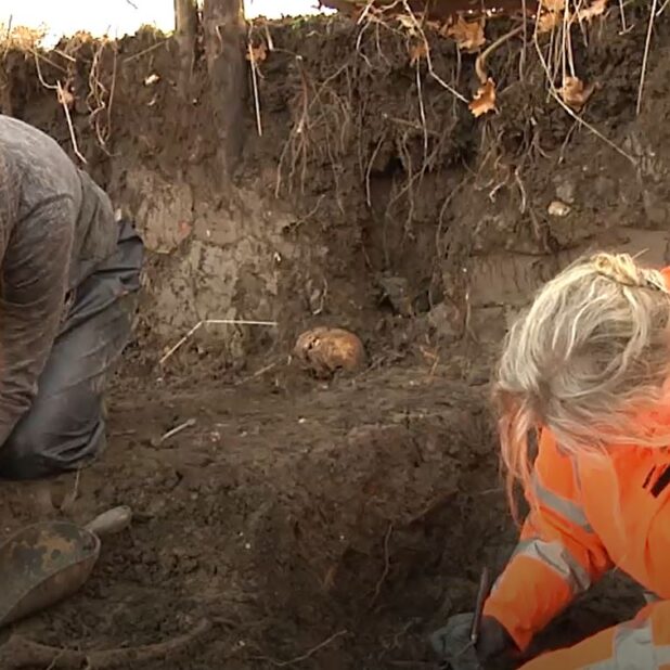 Archeologen aan het werk bij Vianen