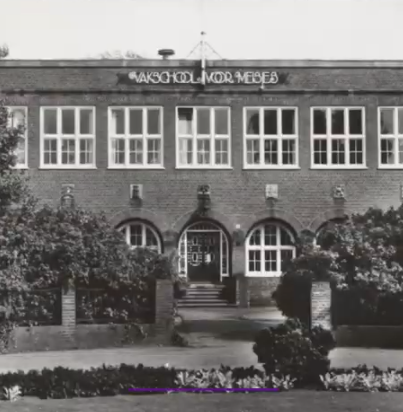 Meisjesvakchool in Zutphen.