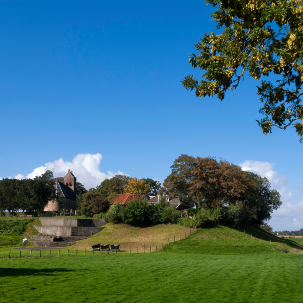 Terp van Hogebeintum. Afbeelding: John Stuij via Canva